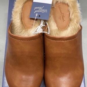 Universal Thread Brown Faux Fur Lined Mules
